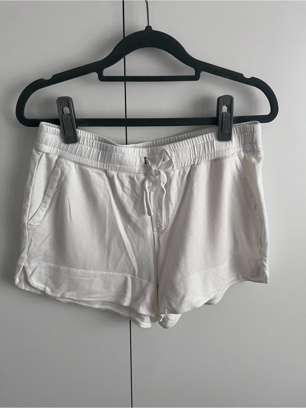 Splendid White Drawstring Athletic Shorts